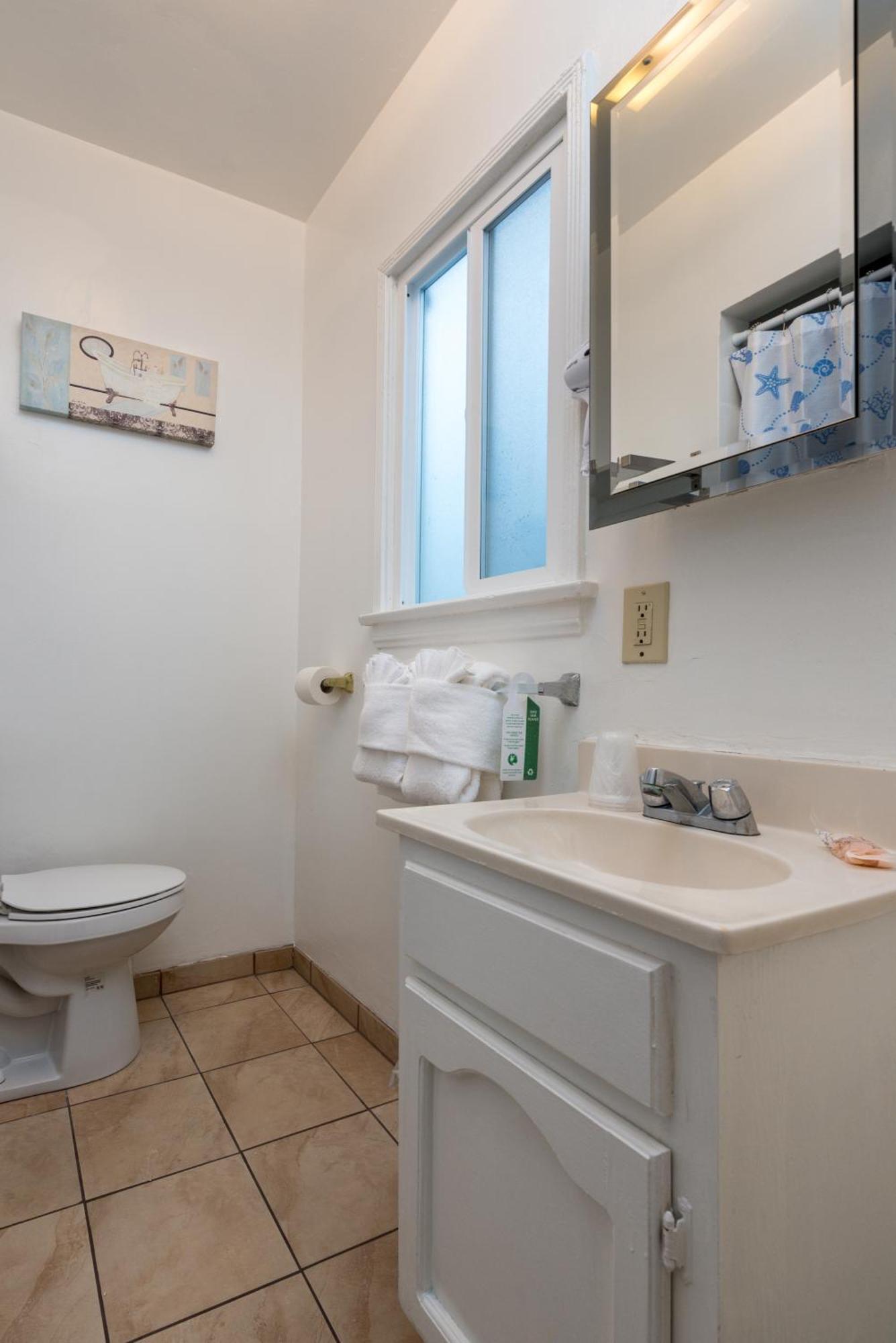 Wilshire Motel Los Angeles Room photo